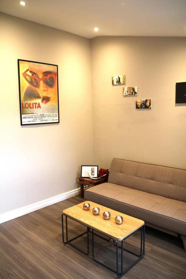 Guestready - Quaint English Flat Near Portobello Lejlighed London Eksteriør billede