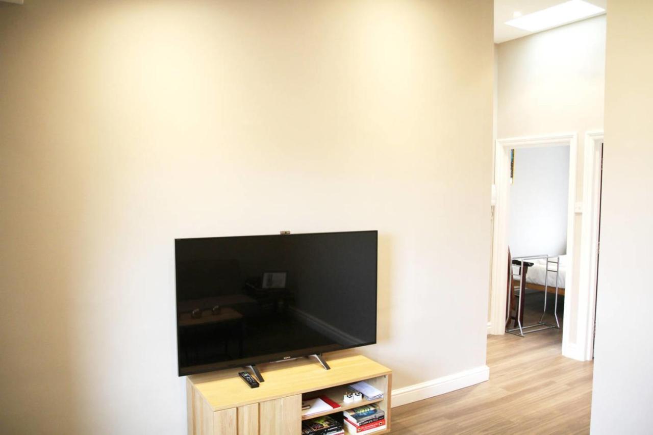 Guestready - Quaint English Flat Near Portobello Lejlighed London Eksteriør billede